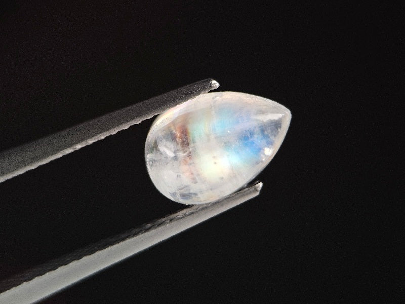 rMO-9　レインボームーンストーン　2.41ct