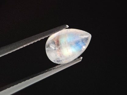 rMO-9　レインボームーンストーン　2.41ct