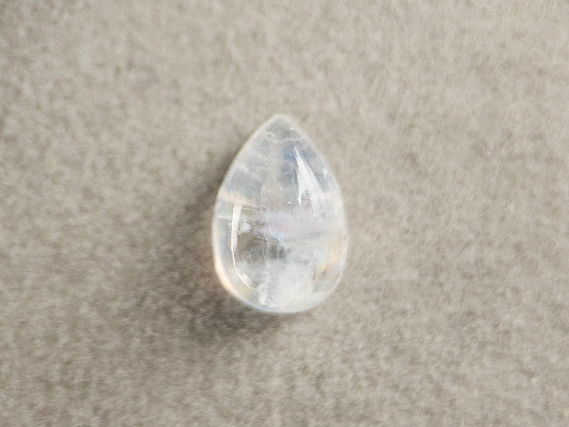 rMO-9　レインボームーンストーン　2.41ct