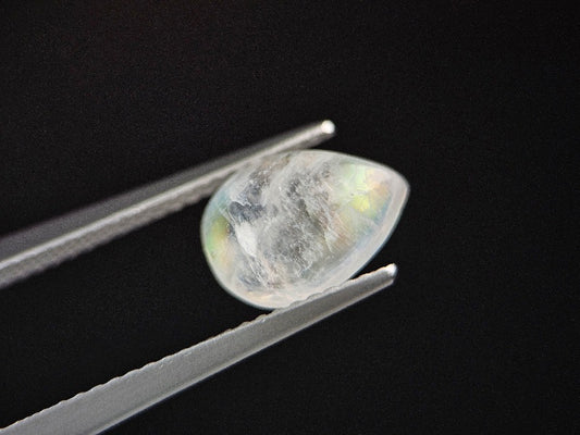 rMO-10　レインボームーンストーン　2.38ct