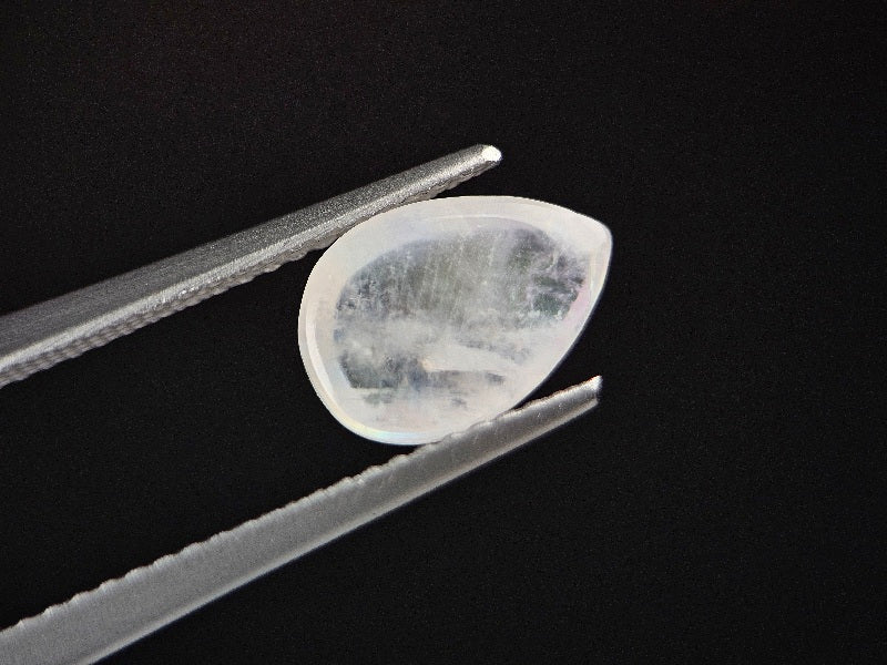 rMO-10　レインボームーンストーン　2.38ct