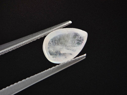 rMO-10　レインボームーンストーン　2.38ct