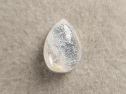 rMO-10　レインボームーンストーン　2.38ct
