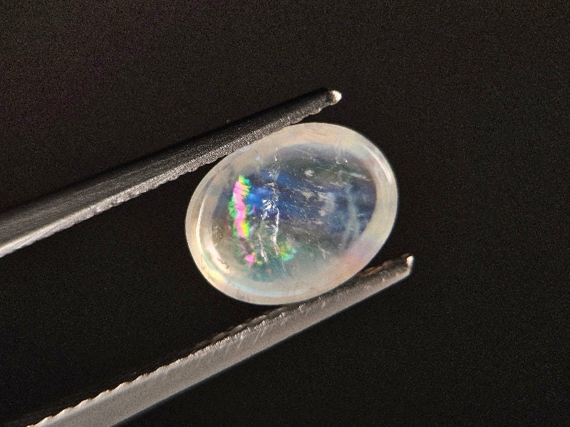 rMO-11　レインボームーンストーン　2.36ct