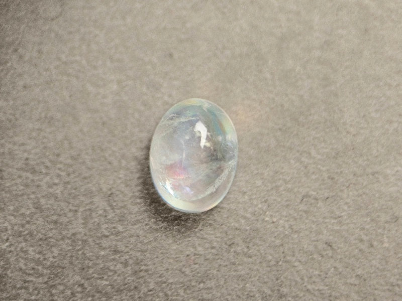 rMO-11　レインボームーンストーン　2.36ct