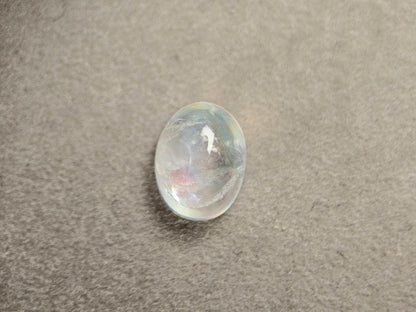 rMO-11　レインボームーンストーン　2.36ct