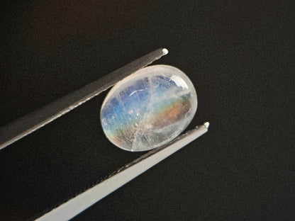 rMO-12　レインボームーンストーン　2.19ct