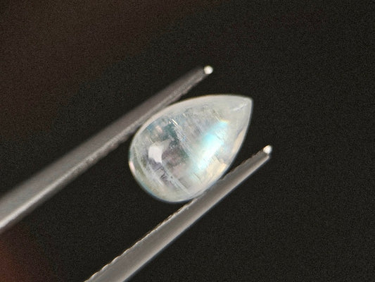 rMO-13　レインボームーンストーン　1.77ct
