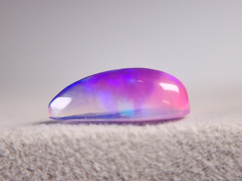OPt-32　オパール(処理)　2.60ct