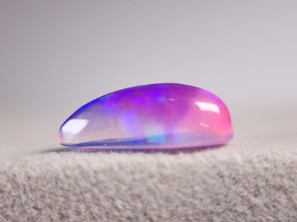 OPt-32　オパール(処理)　2.60ct