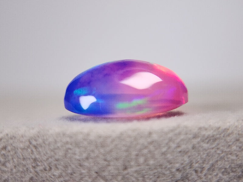 OPt-48　オパール(処理)　3.31ct