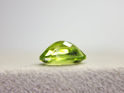 PE-23　ペリドット　1.97ct