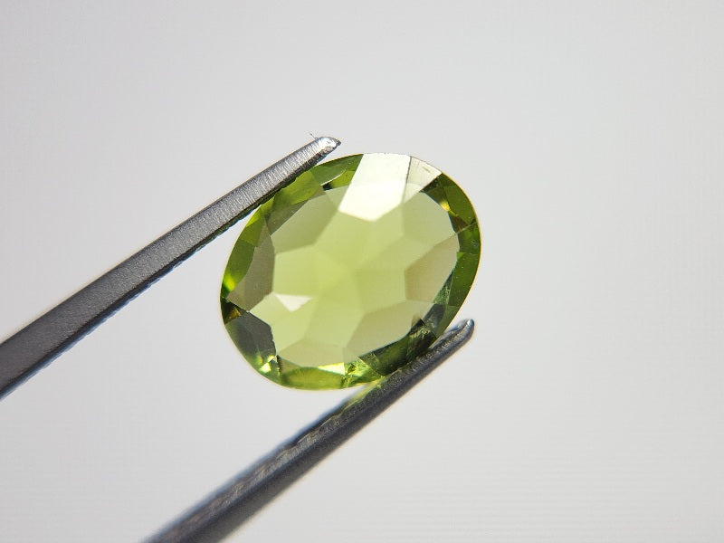 PE-24　ペリドット　1.97ct