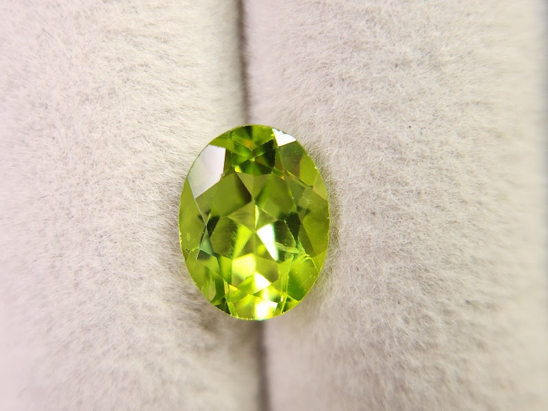 PE-26　ペリドット　1.89ct