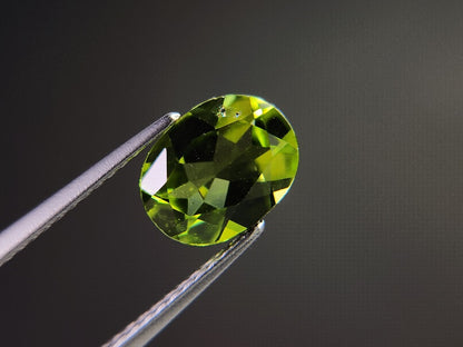 PE-28　ペリドット　1.86ct