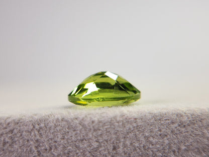 PE-28　ペリドット　1.86ct