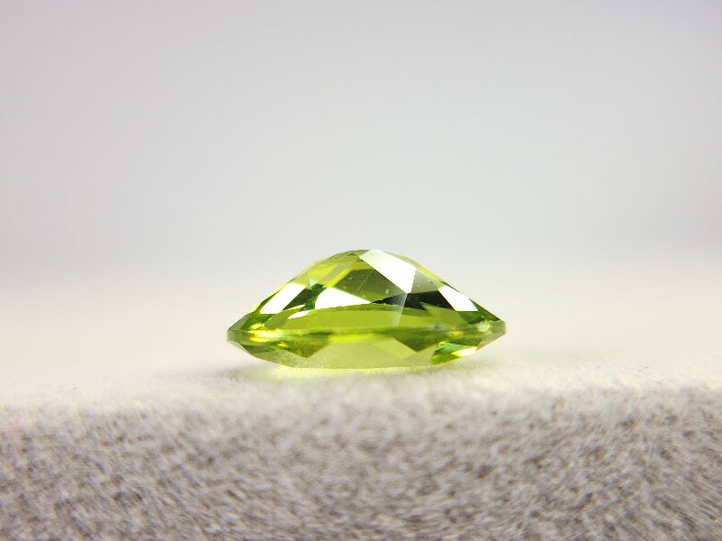PE-30　ペリドット　1.66ct