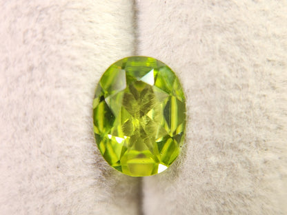PE-30　ペリドット　1.66ct