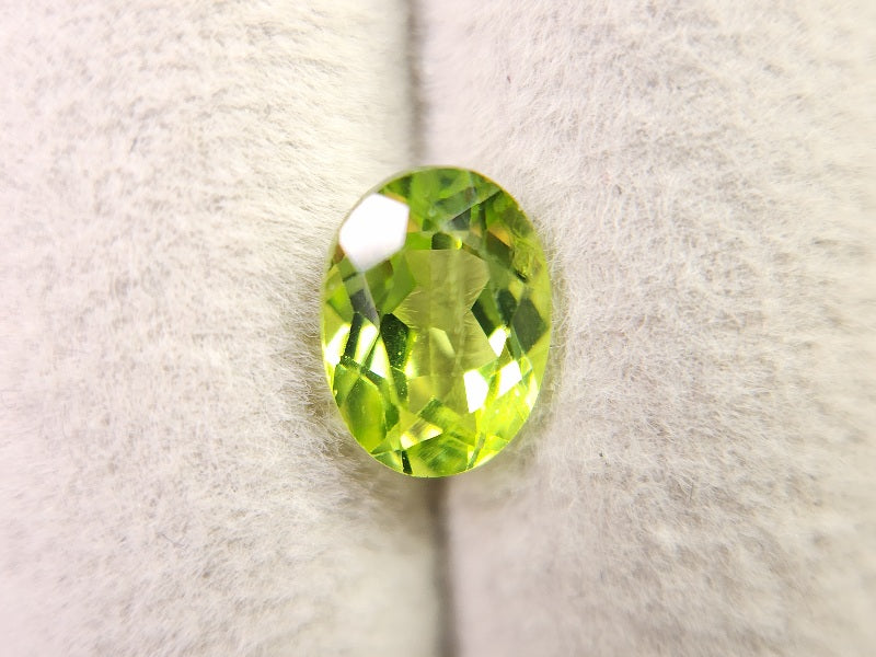 PE-31　ペリドット　1.60ct