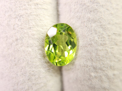PE-31　ペリドット　1.60ct