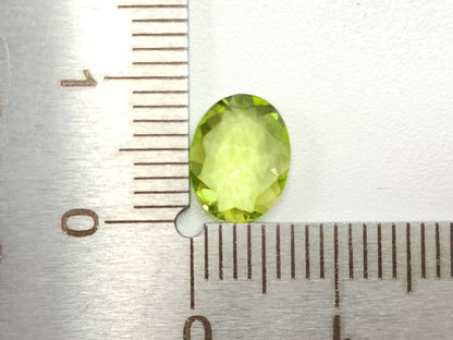 PE-32　ペリドット　1.59ct