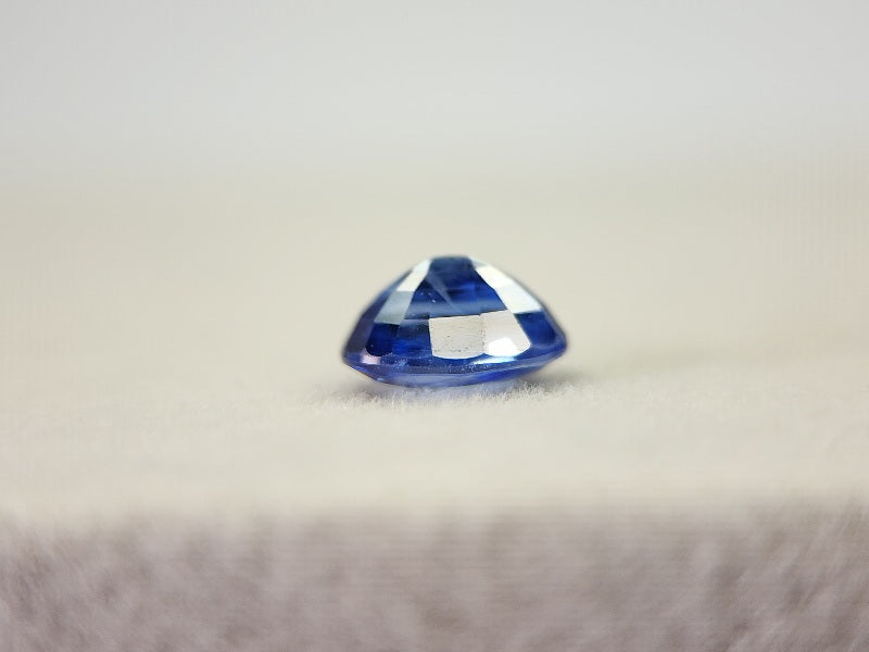 SA-98　サファイア　0.89ct