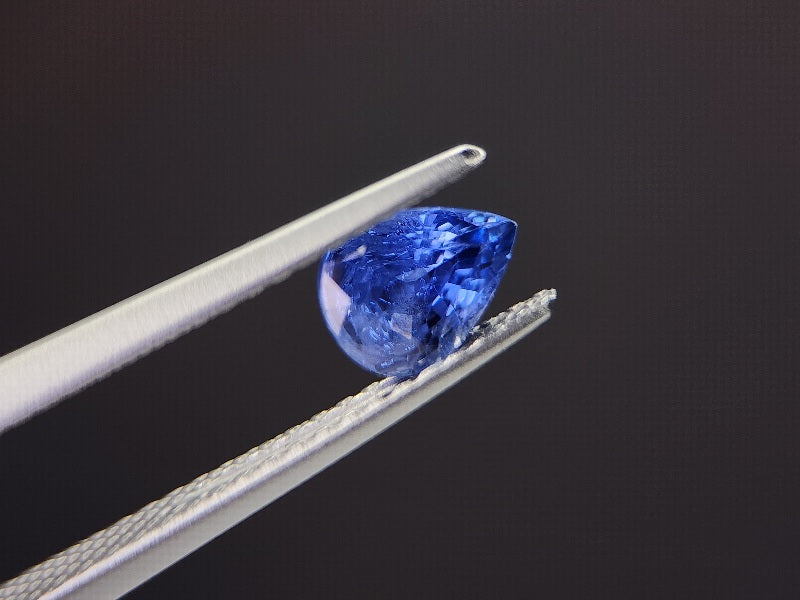SA-109　サファイア　0.77ct