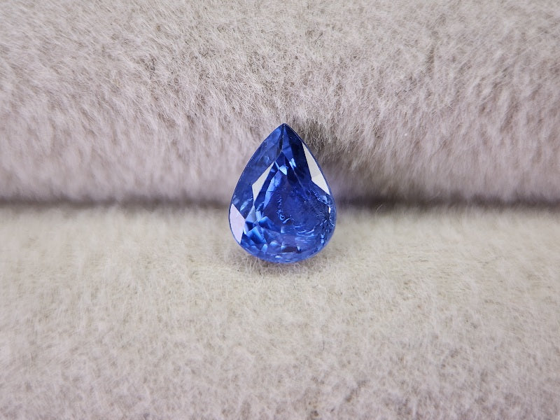 SA-109　サファイア　0.77ct