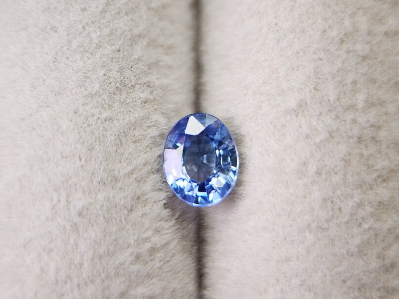SA-115　サファイア　0.68ct