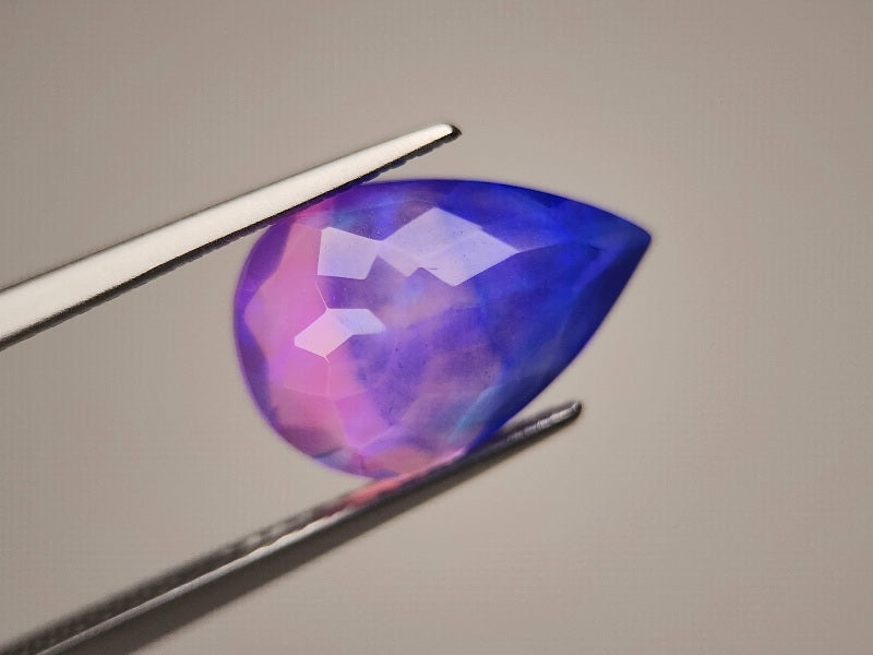 OPt-81　オパール(処理)　2.12ct