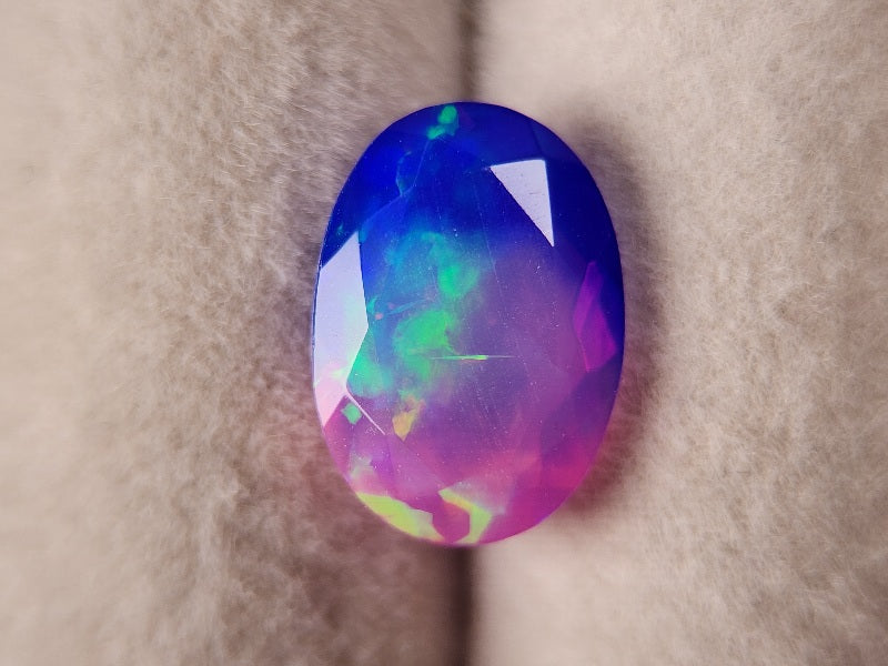 OPt-83　オパール(処理)　1.72ct