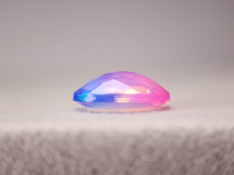 OPt-88　オパール(処理)　1.34ct