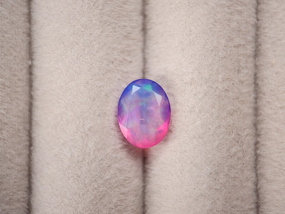 OPt-90　オパール(処理)　1.24ct