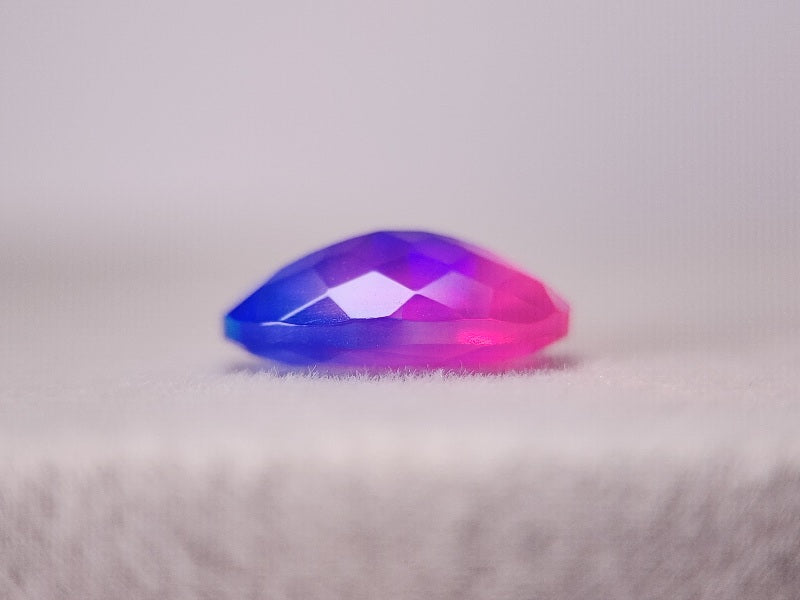 OPt-91　オパール(処理)　1.19ct