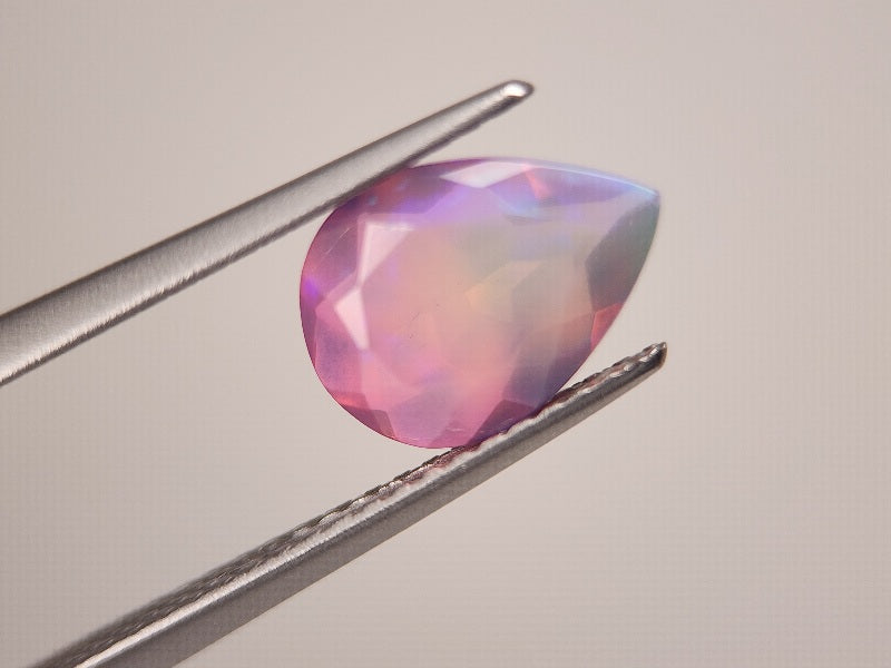 OPt-94　オパール(処理)　1.09ct