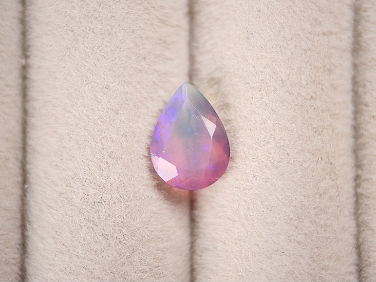 OPt-94　オパール(処理)　1.09ct
