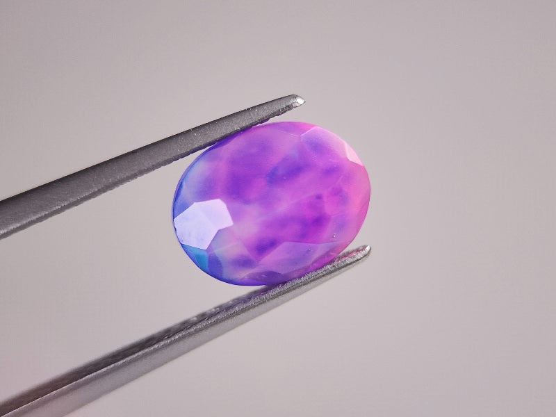 OPt-95　オパール(処理)　0.98ct