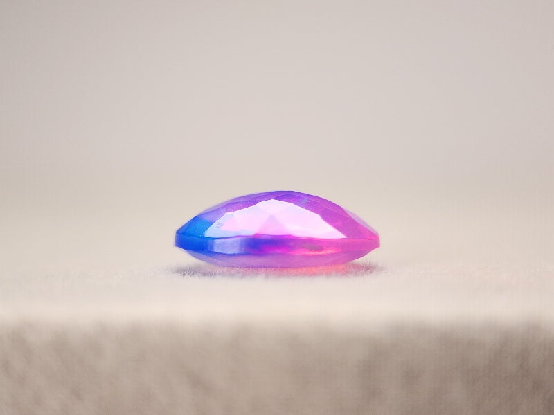 OPt-96　オパール(処理)　0.95ct