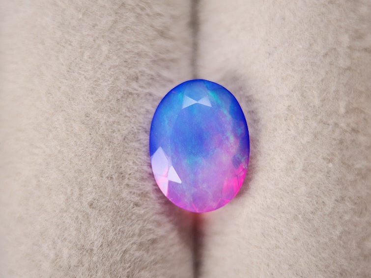 OPt-96　オパール(処理)　0.95ct