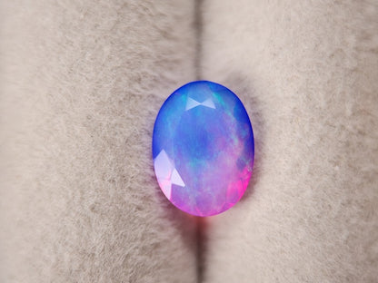 OPt-96　オパール(処理)　0.95ct