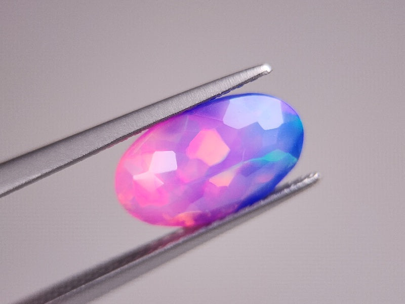 OPt-97　オパール(処理)　1.34ct