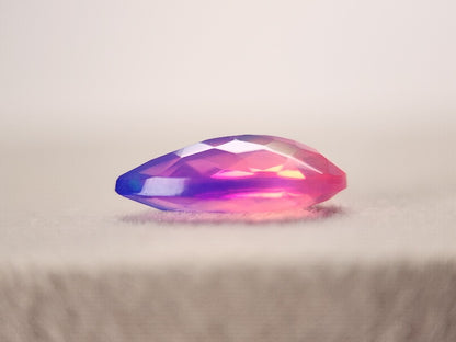 OPt-98　オパール(処理)　1.30ct