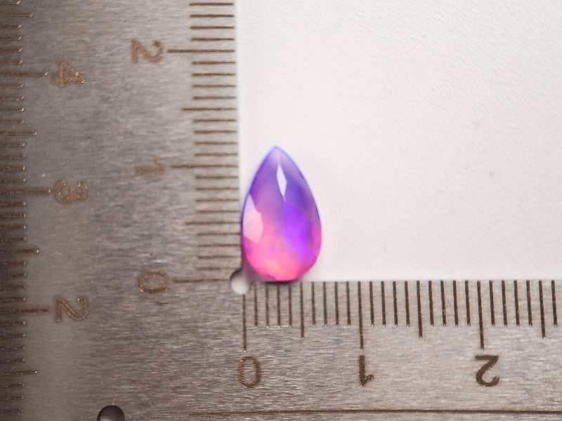 OPt-98　オパール(処理)　1.30ct
