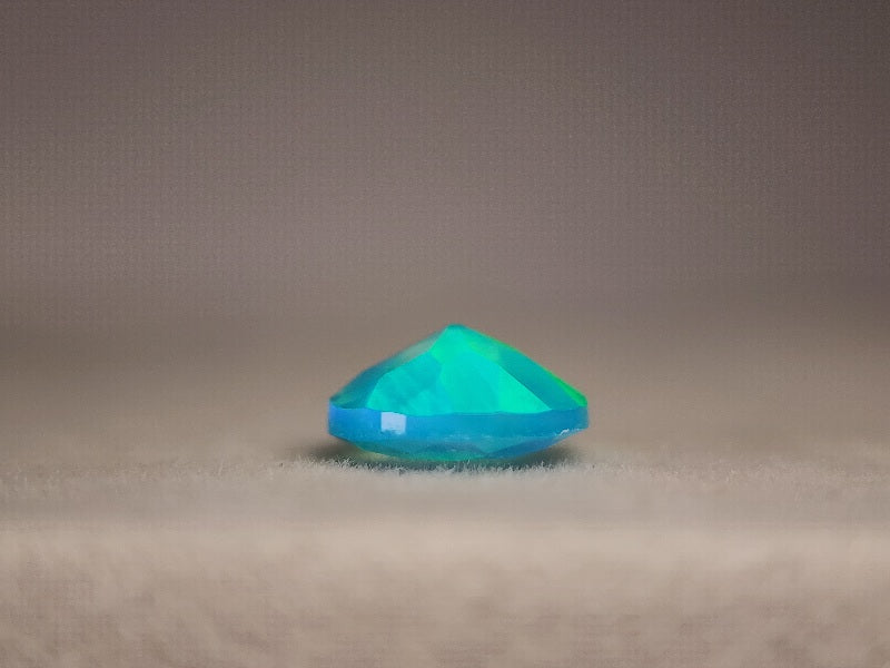 OPt-22　オパール(処理)　1.10ct