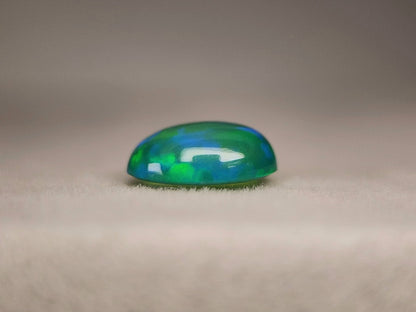 OPt-122　オパール(処理)　1.10ct