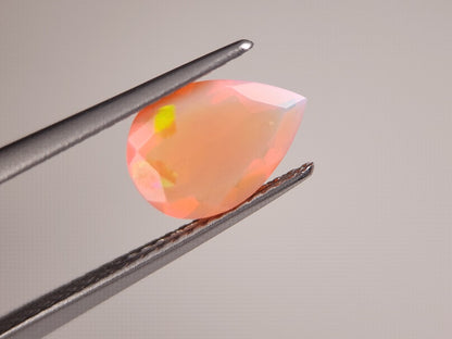 OPt-124　オパール(処理)　0.93ct