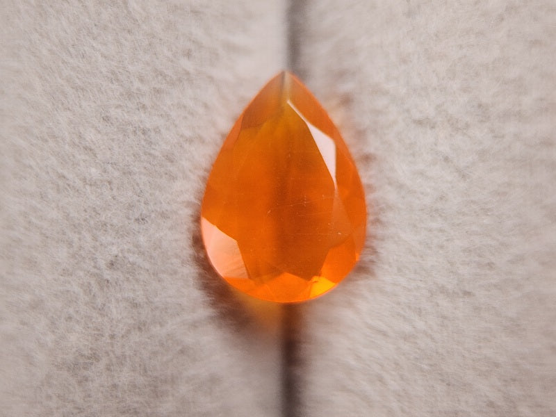 OPt-127　オパール(処理)　0.92ct