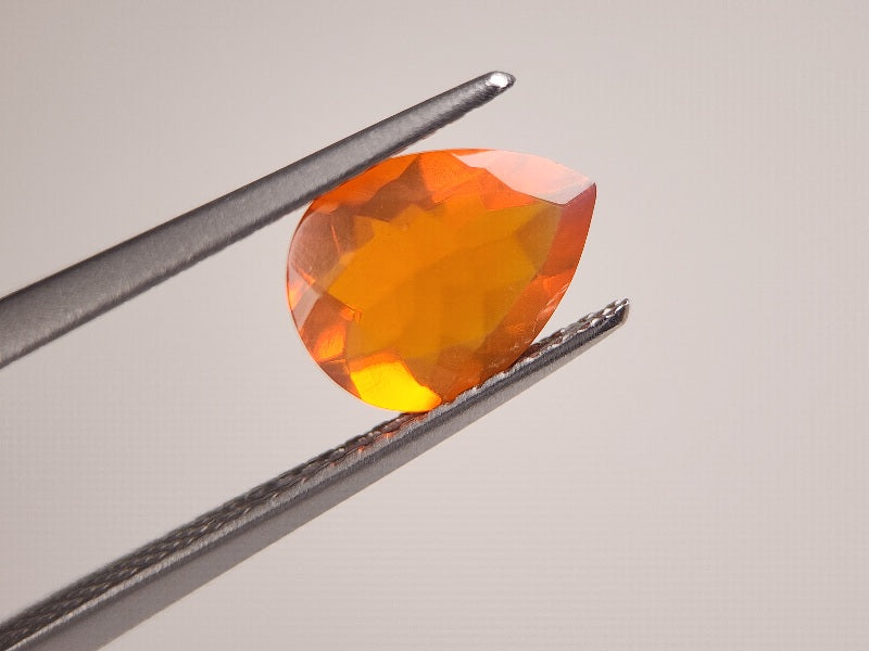 OPt-128　オパール(処理)　0.99ct