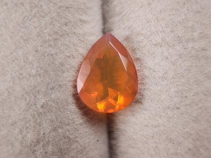 OPt-128　オパール(処理)　0.99ct