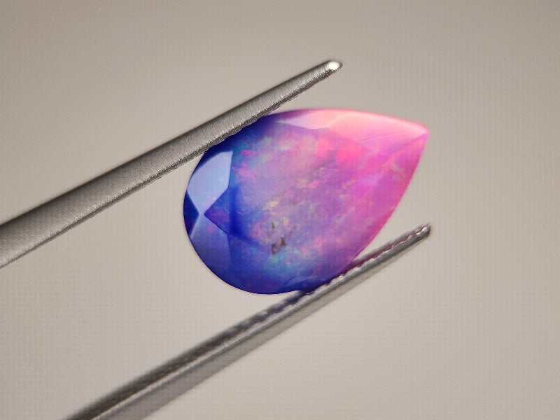 OPt-100　オパール(処理)　2.22ct